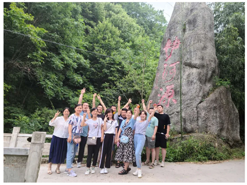 匯工軸承銷(xiāo)售部開(kāi)展團建活動(dòng)